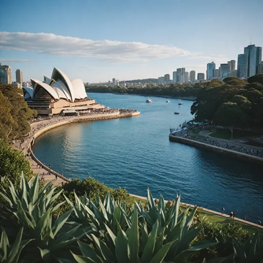 Luxury hotels near Sydney Opera House: premium stays with harbour views and exceptional amenities